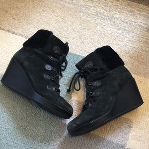 Cole Haan cute winter waterproof wedges